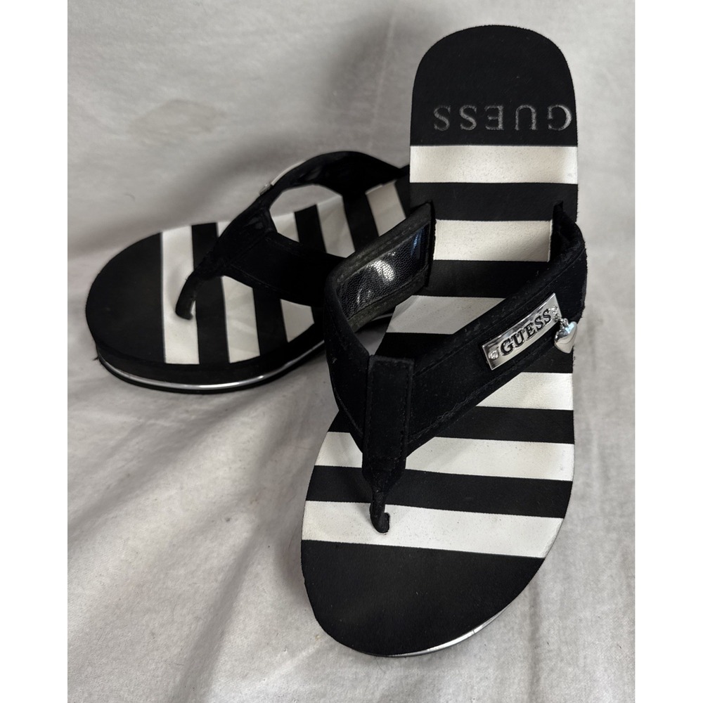 GUESS Black/White Striped Flip Flop Platform Sandals Heart Logo Sz 8.5 Slip-On